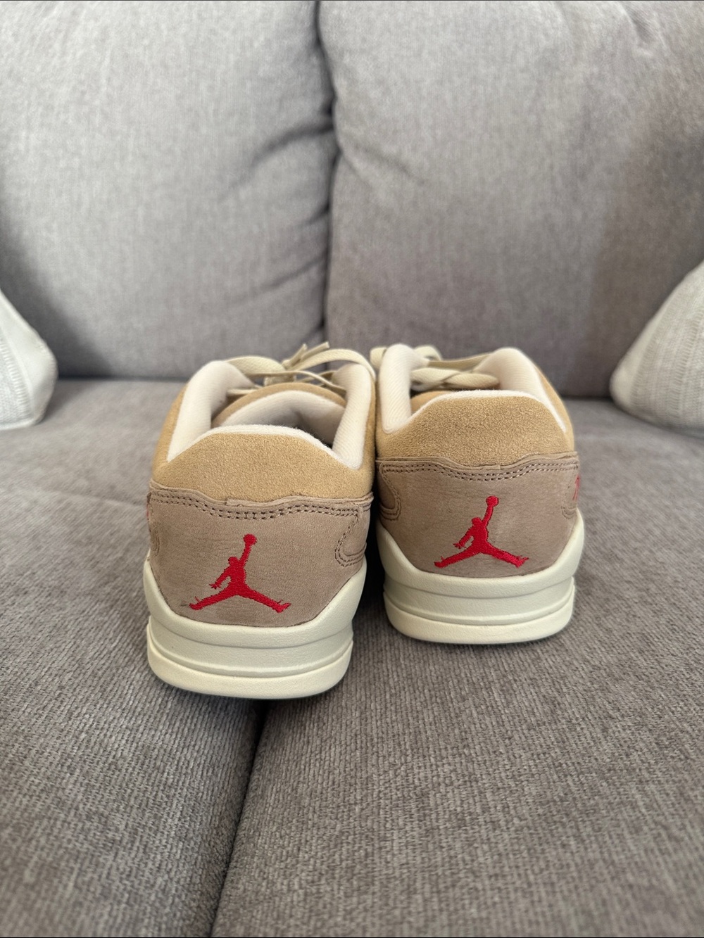 JORDAN Flight Court Neutral - Picture 6 of 7